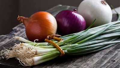 فوائد البصل للصحة.. يحمي من أمراض القلب ويطهر أجهزة الجسم