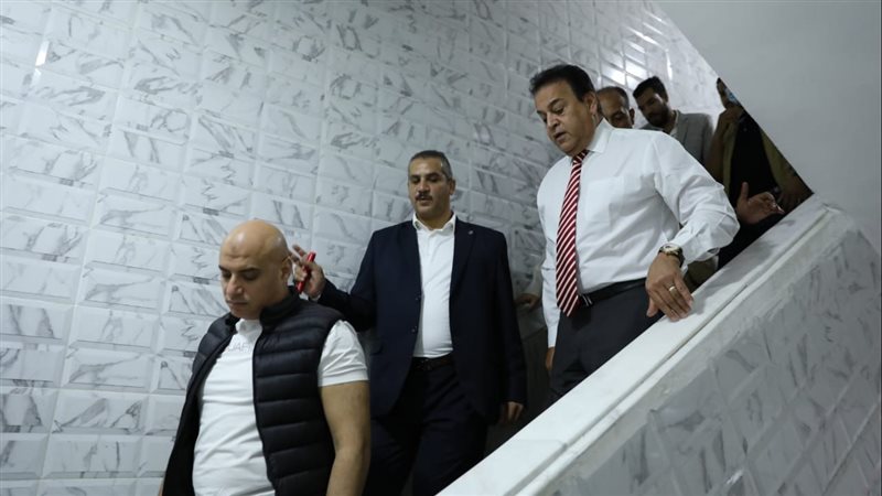 وزير الصحة د.خالد