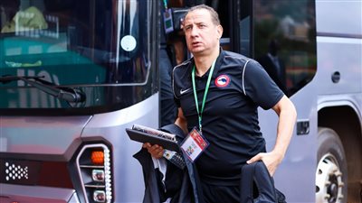 عمر كمال وبوبو يقودان تشكيل فيوتشر لمواجهة بول جينجا بالكونفيدرالية | صور