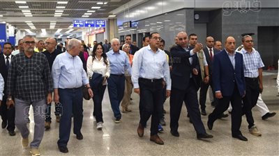 أبرزها تسهيل حجز الفنادق.. مزايا كارت السائح الذكي