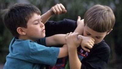 استشاري طب نفسي يكشف أسباب السلوك العداوني