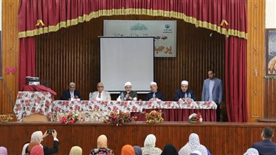 قطاع المعاهد الأزهرية يطلق حزمة من البرامج التدريبية لتنمية مهارات المعلمين