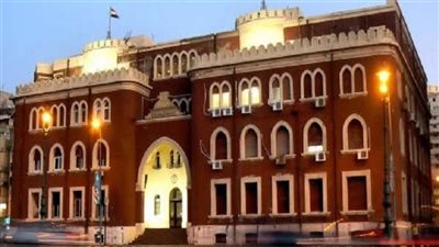 قرار يغضب الموظفين الحاملين للدكتوراه بالإسكندرية وأمين الجامعة يرد (مستند)