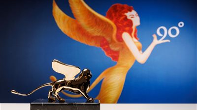 القائمة الكاملة لجوائز الدورة الـ79 لمهرجان فينيسيا السينمائي | صور