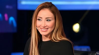 في أول ظهور لها بعد غياب.. موقف محرج لريهام سعيد على الهواء | فيديو