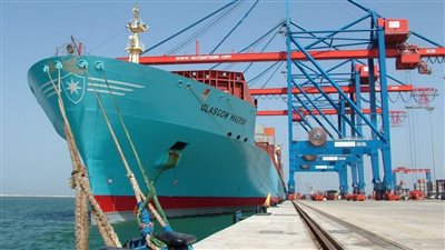 تداول 14 ألف طن بضائع عامة ومتنوعة بموانئ البحر الأحمر