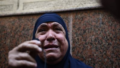 دموع الفرح بالقصاص.. رد فعل جدة شيماء جمال بعد الحكم بالإعدام على المتهمين | فيديو وصور