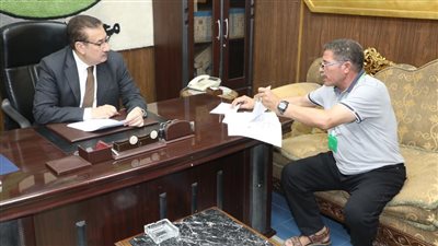 محافظ المنوفية يكلف بصرف إعانة مالية لشقيقين من ذوي الهمم