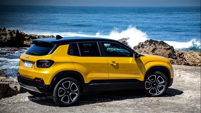 بتصميم جديد وعصري.. مميزات سيارات جيب الكهربائية