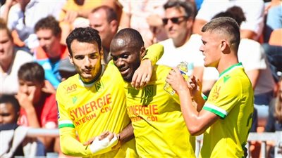 تحت أنظار مصطفى محمد.. نانت يتعادل 1/1 مع لوريان بالشوط الأول