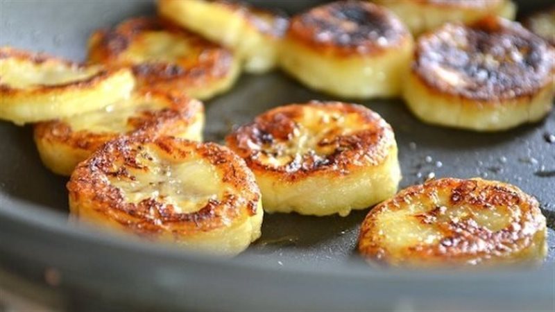 فطيرة الموز والقرفة