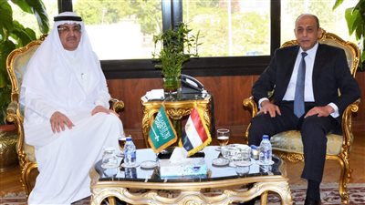 وزير الطيران: نسعى لتعزيز التعاون وتبادل الخبرات مع السعودية 