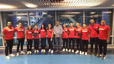 بعثة منتخب السباحة بالزعانف تغادر القاهرة للمشاركة في بطولة العالم بإيطاليا