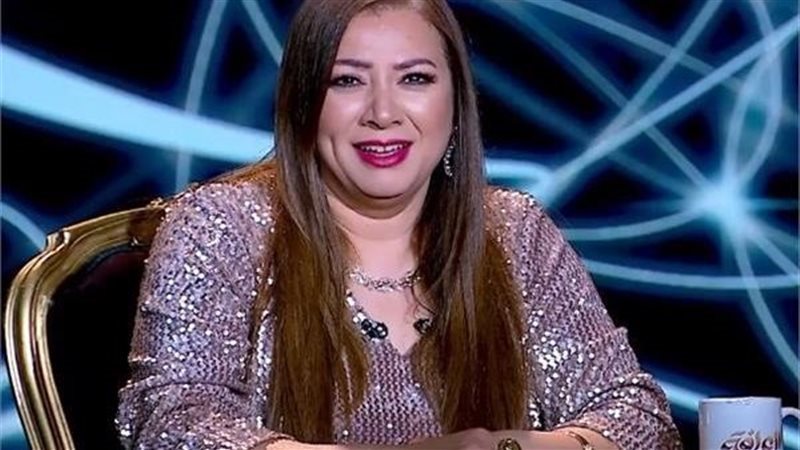 الفنانة انتصار