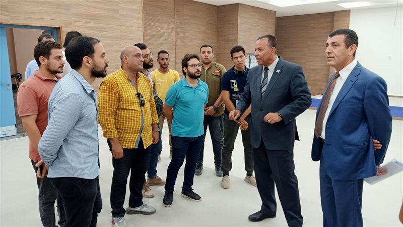 جولة رئيس جامعة المنصورة