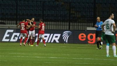 الأهلي يفوز على المصري 2/4 ويتمسك بأمل المنافسة على الدوري | صور