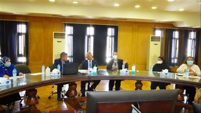 الاعتماد والرقابة الصحية تنظم برنامجا تعريفيا للعاملين بمستشفى طوارئ قصر العيني