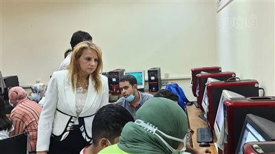 143 طالبا يسجلون رغباتهم بمعامل آداب عين شمس أول أيام التنسيق