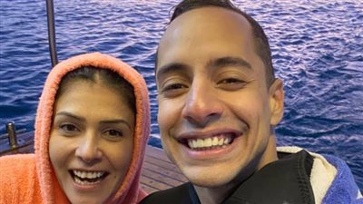 عمرو وهبة ينشر صورا من كواليس فيلم ماكو