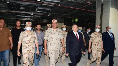 رئيس الهيئة الهندسية للقوات المسلحة يتفقد المعهد القومي للأورام الجديد بالشيخ زايد