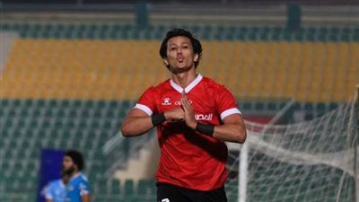 مهاجم الأهلى يقترب من الانتقال إلى فاركو الموسم القادم