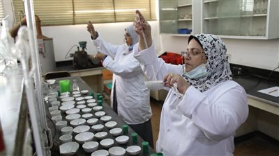 وزير الزراعة يفتتح أعمال تطوير وإعادة تشغيل معمل تحليل التربة بهيئة التعمير والتنمية الزراعية