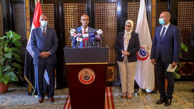 وزيرة الصحة تحذر من تزايد إصابات كورونا.. وتوضح حقيقة وجود جرعة منشطة من اللقاح