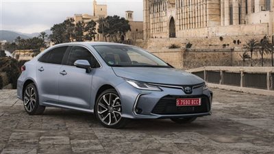 سعر سيارة تويوتا كورولا 2021