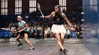 نور الشربيني تفوز على نوران جوهر وتتوج ببطولة بريطانيا المفتوحة للإسكواش