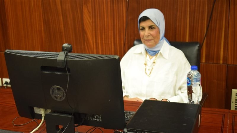 ندوة عن علاقة الصحافة
