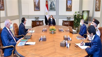  تكليفات رئاسية جديدة لرؤساء قناة السويس والهيئة الهندسية بحضور مدبولي