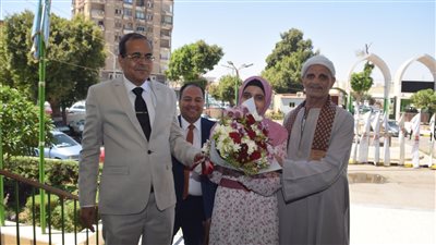 لتفوقها في الثانوية العامة.. منحة مجانية لطالبة من جامعة سوهاج 