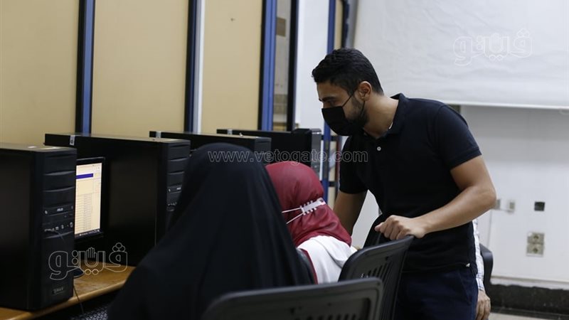 طلاب الشهادات المعادلة