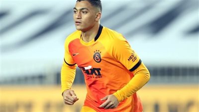 مصطفى محمد على دكة بدلاء جالاتا سراي أمام مالاتيا سبور