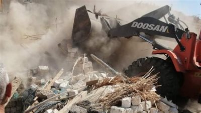 إزالة 12 حالة تعد بـ3 مراكز في المنيا