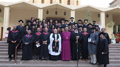 كلية اللاهوت الأسقفية: بدء الدراسة منتصف سبتمبر 