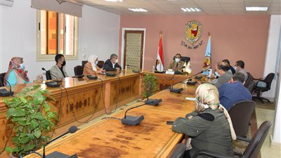 جامعة سوهاج تبدأ حملة تطعيم منتسبيها بلقاح كورونا.. غدا