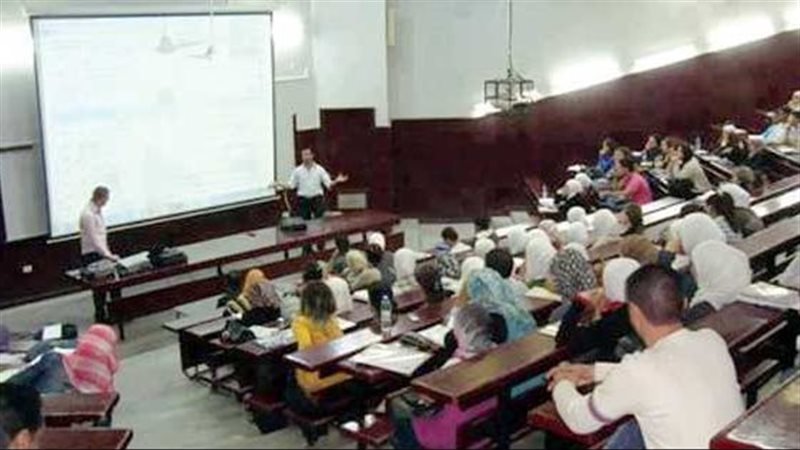 المعاهد الوهمية