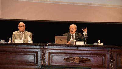 الخشت: إضفاء القداسة على الأعمال البشرية يعارض التوحيد