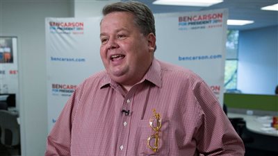 التحقيق مع مستشار سابق لترامب بتهمة العمل سرًّا مع قطر لإنشاء لوبي ضد السعودية والإمارات