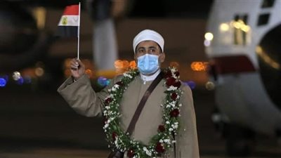 رئيس البعثة الأزهرية العائدة من أفغانستان يكشف كواليس رحلة العودة إلى مصر| فيديو 