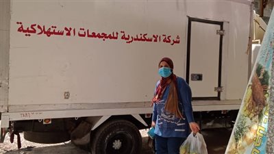 محافظ الإسكندرية: جميع السلع متوفرة بالمجمعات لتلبية احتياجات المواطنين