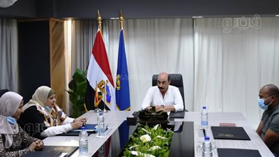 محافظ أسوان يتابع تنفيذ 17 مشروعا ضمن مبادرة حياة كريمة بتكلفة 6 مليارات جنيه