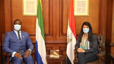 وزيرة التعاون الدولي تبحث تعزيز العلاقات الاقتصادية مع سيراليون