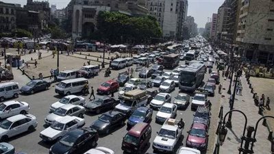 كثافات مرورية بمحاور القاهرة والجيزة.. وحملات لضبط المخالفين 