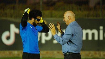 تدريب بالنظارة.. بيراميدز يدخل أحدث تقنية لتدريب حراس المرمى | صور