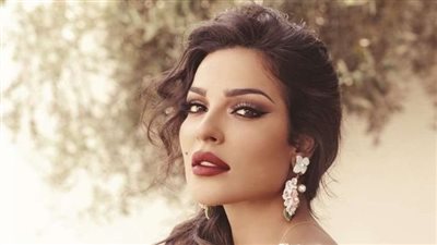 نادين نسيب نجيم تروج للحلقات الجديدة من مسلسل صالون زهرة