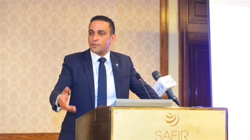 الدكتور محمد العزب