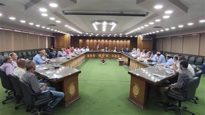 قطاع الأعمال: تدريب مسئولي تجميع الأقطان بالوجه القبلي على نظام التداول الجديد 