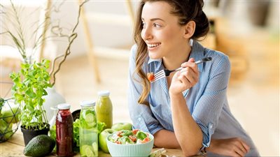 8 عادات غذائية تساعدك في الاحتفاظ بشبابك وحيويتك